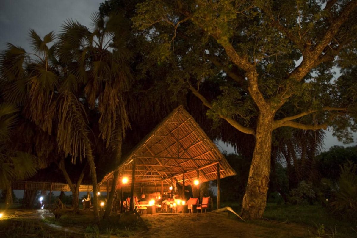 Cedarberg Travel | Lake Manze Tented Camp