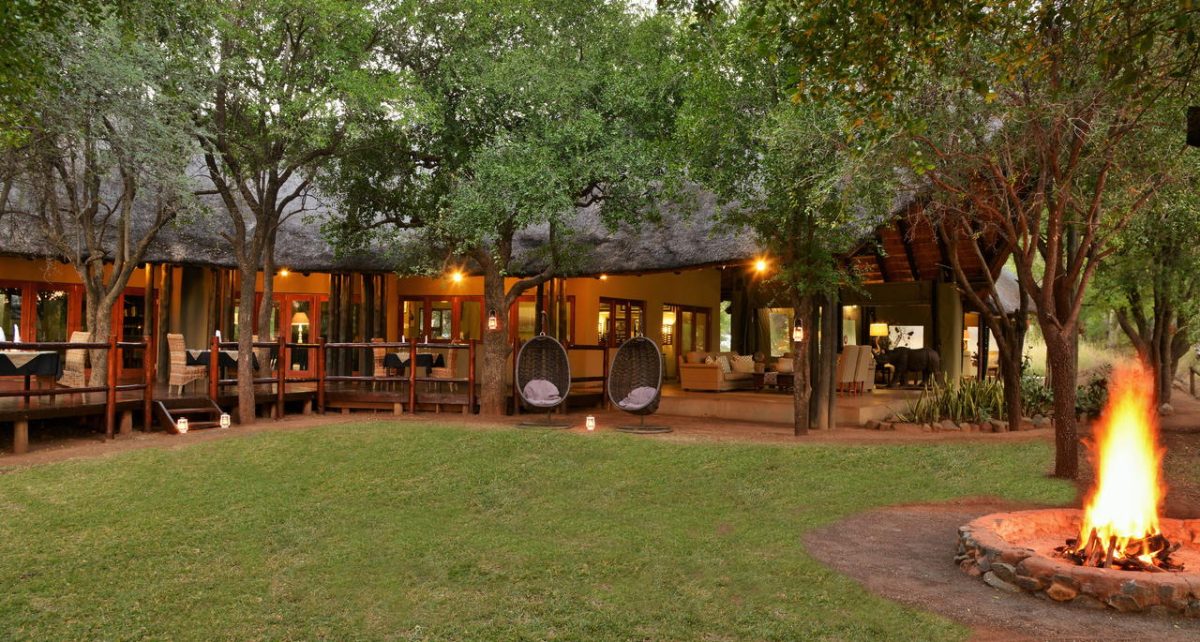 Cedarberg Travel | Black Rhino Game Lodge