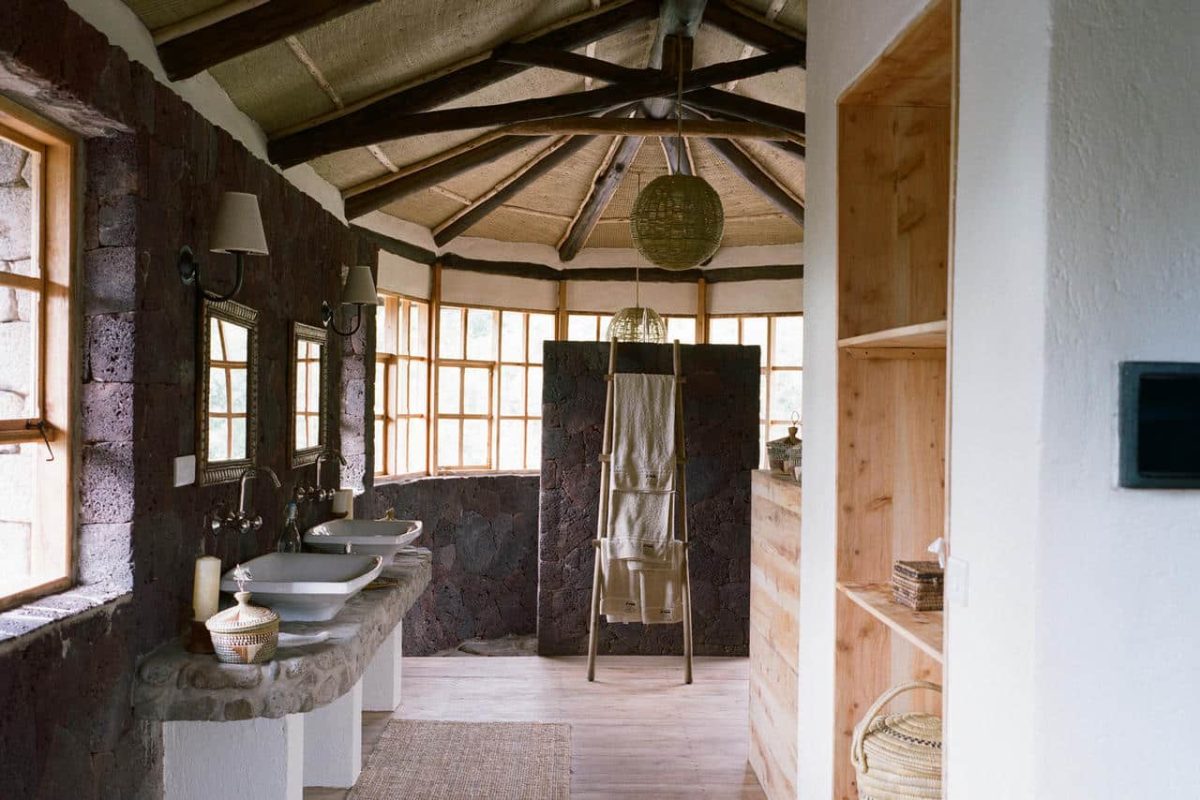 Cedarberg Travel | Mount Gahinga Lodge