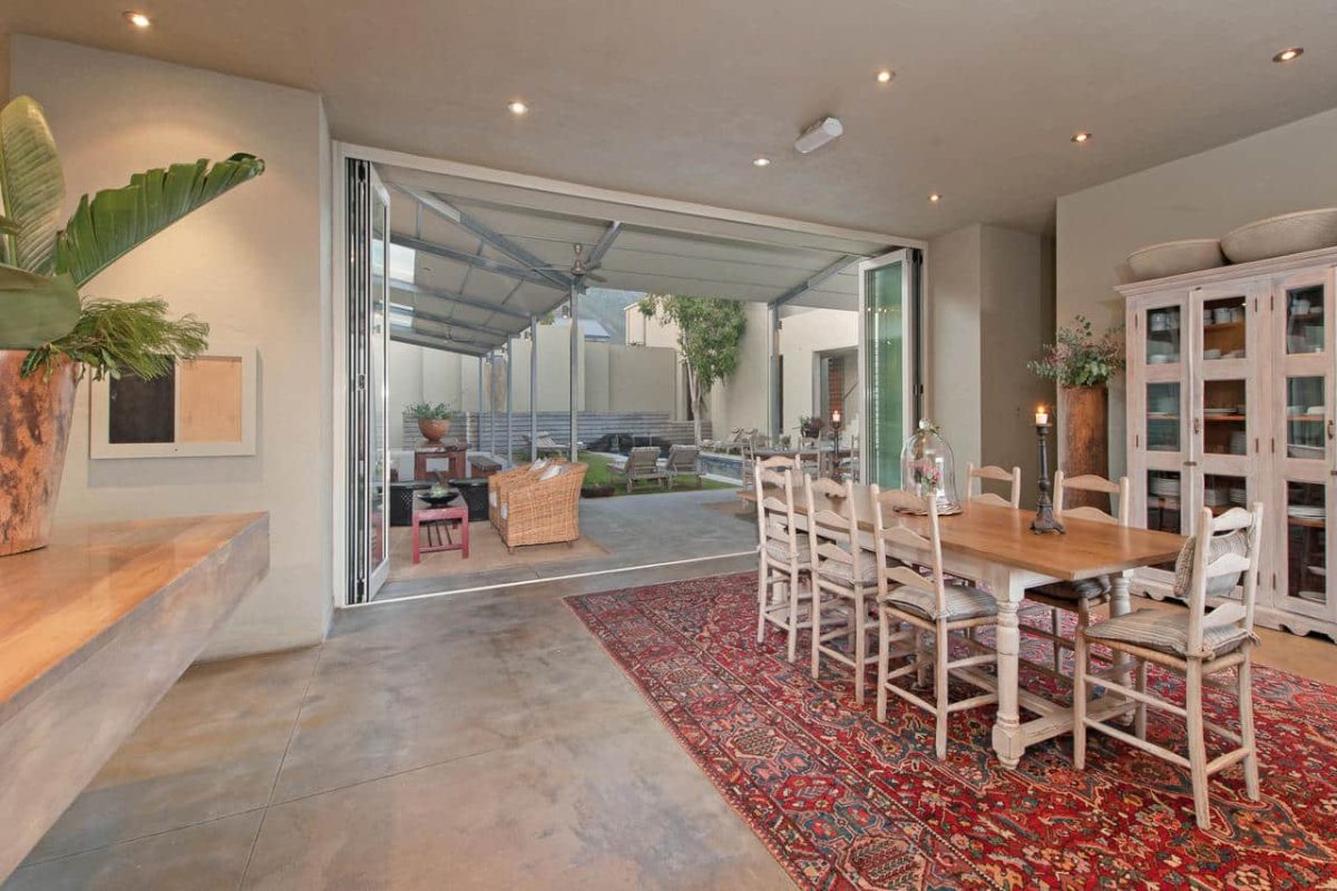 Cedarberg Travel | Mosselberg on Grotto Beach