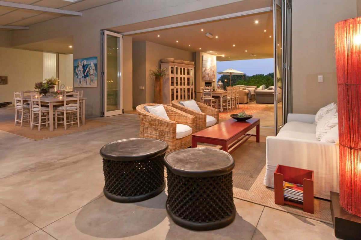 Cedarberg Travel | Mosselberg on Grotto Beach