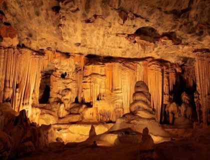 Little Karoo Cango caves - things to do with kids on garden route