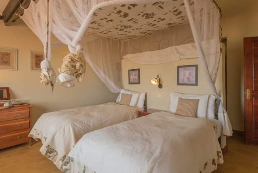 Standard open and closed cottages