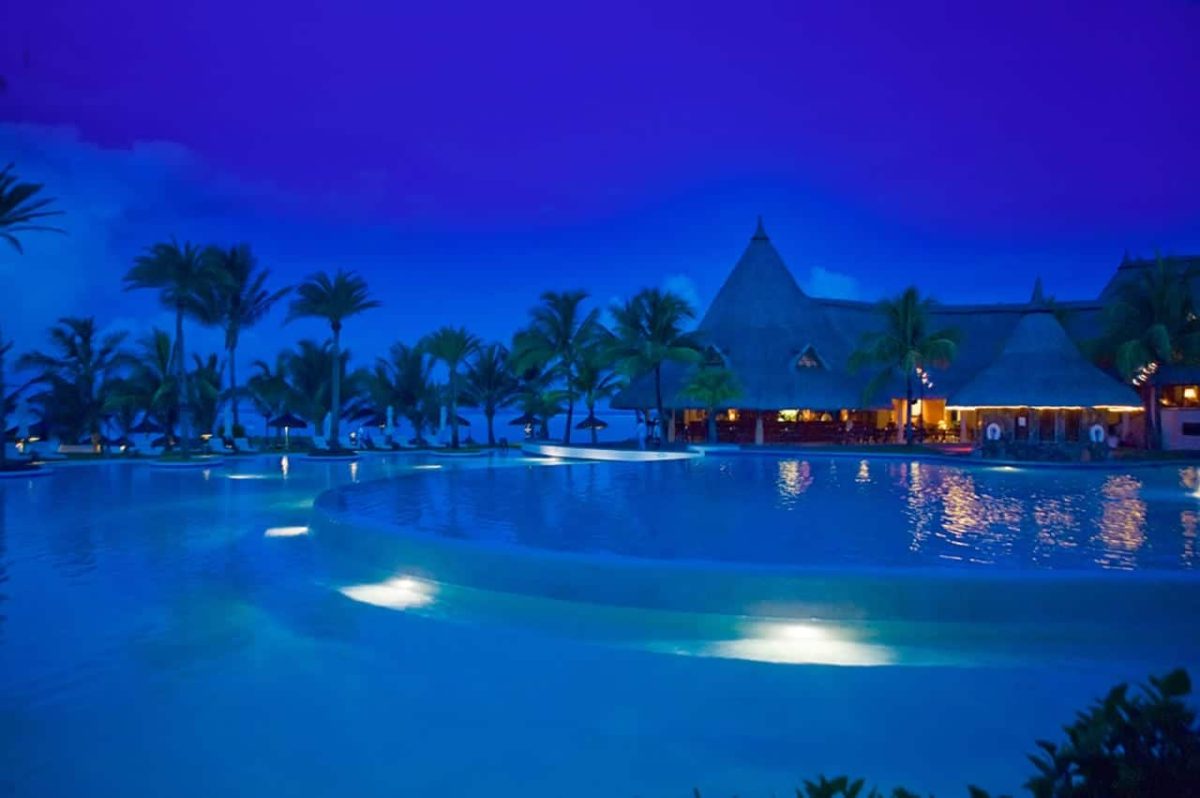 Cedarberg Travel | LUX* Belle Mare Hotel