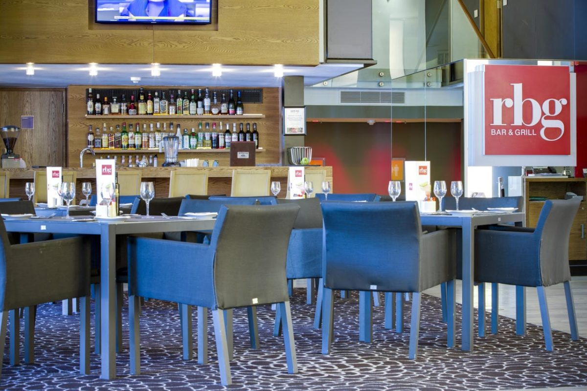 Cedarberg Travel | Radisson Hotel Foreshore Cape Town