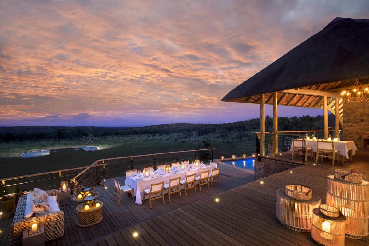 Cedarberg Travel | Mhondoro Safari Lodge & Villa