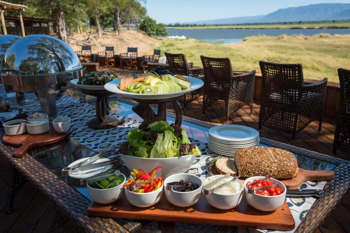 Cedarberg Travel | Ruckomechi Camp