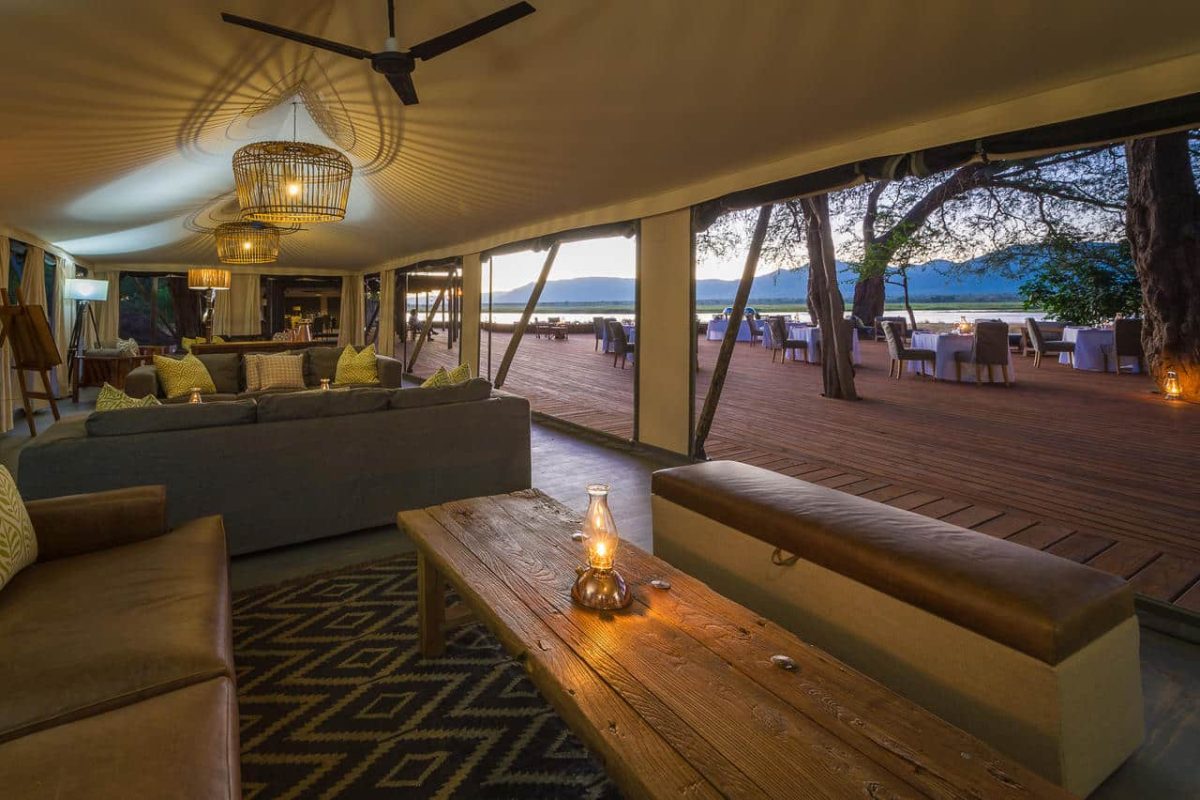 Cedarberg Travel | Ruckomechi Camp