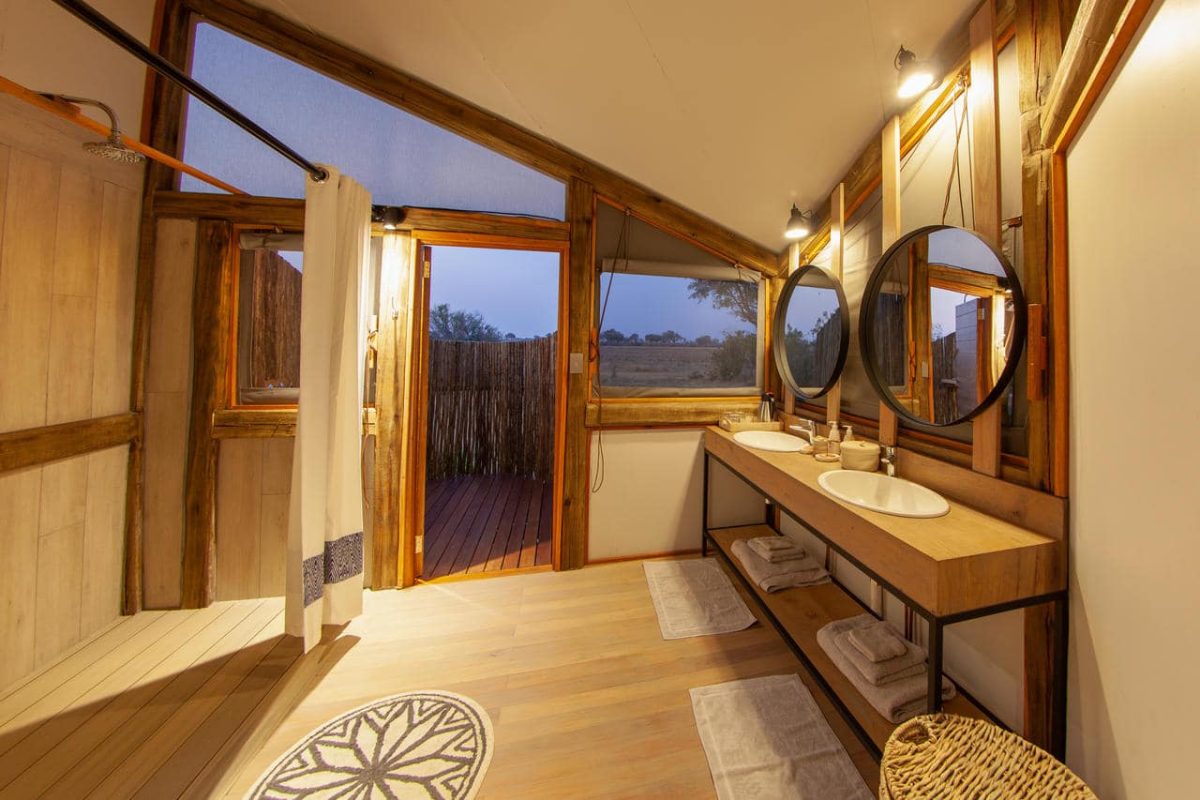 Cedarberg Travel | Kwando Splash Camp