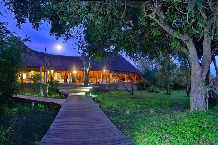 Victoria Falls River Lodge