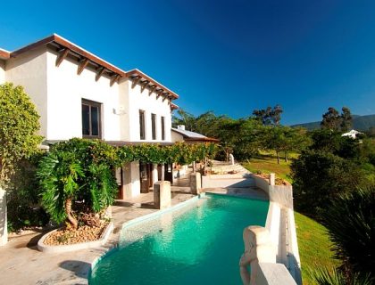 Villas & Apartments - Hog Hollow