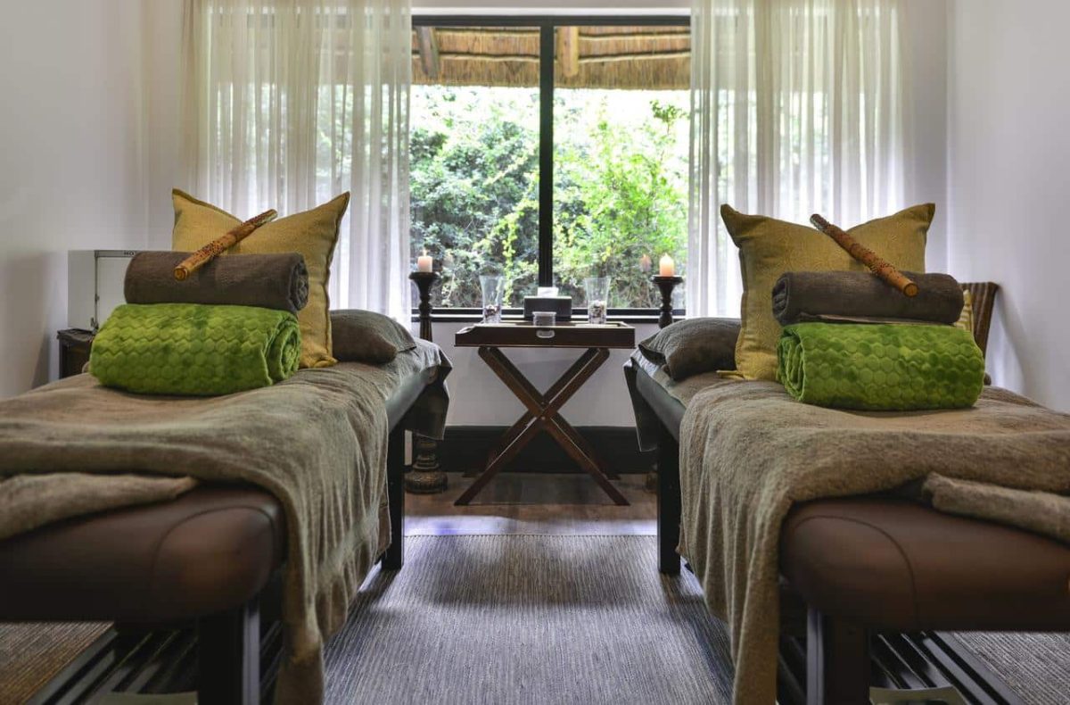 Cedarberg Travel | Eagles Crag at Shamwari Private Game Reserve