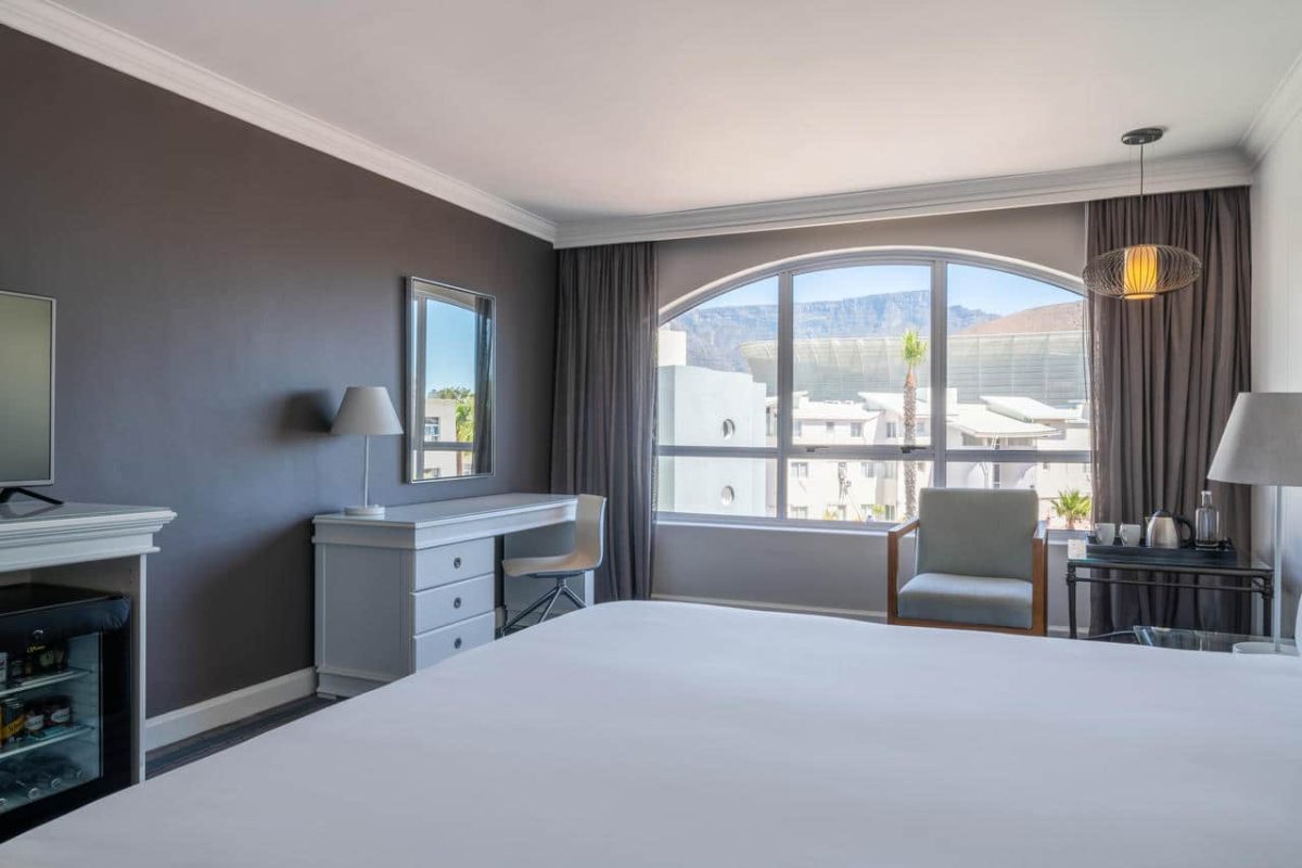 Cedarberg Travel | Radisson Collection Waterfront Hotel