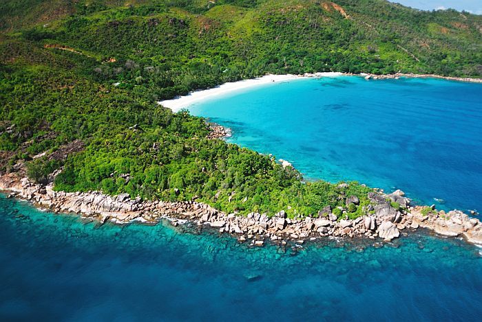 Anse Lazio beach, Praslin resorts, Seychelles vs Mauritius