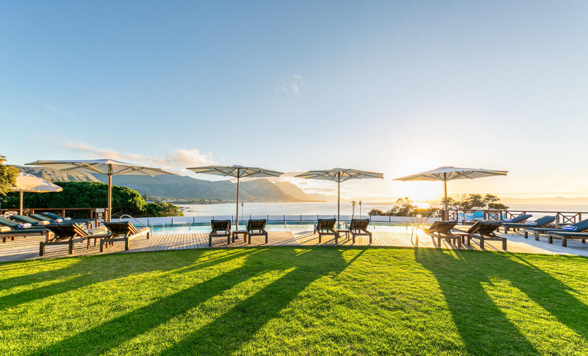 Cedarberg Travel | Harbour House Hotel