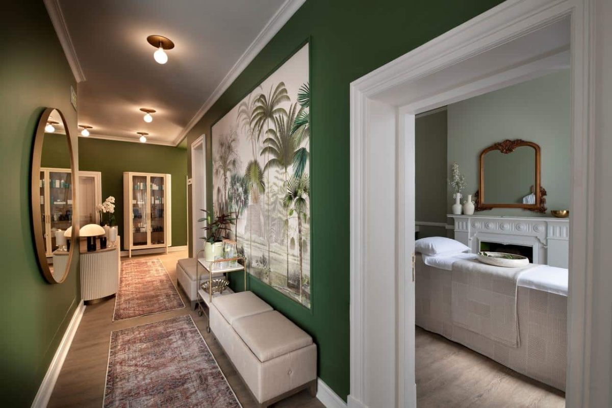 Cedarberg Travel | The Winchester Hotel