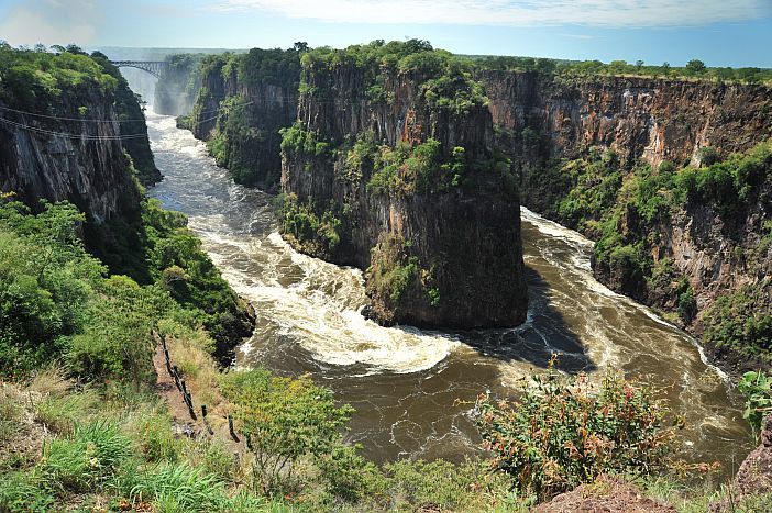 Cedarberg Travel | Family Safari in Botswana & Zimbabwe