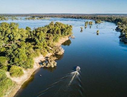 Boating on the Zambezi River, Victoria Falls Tours & Excursions