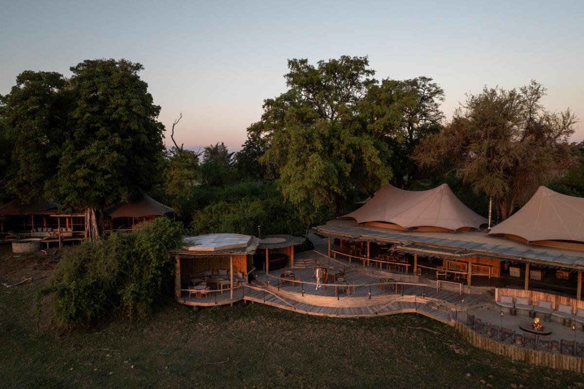 Cedarberg Travel | Mombo Camp