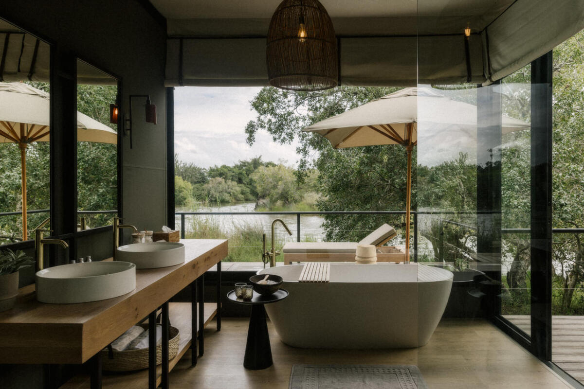 Cedarberg Travel | Batoka Zambezi Sands Lodge