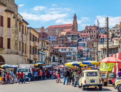 Antananarivo hotels - Tana street stalls