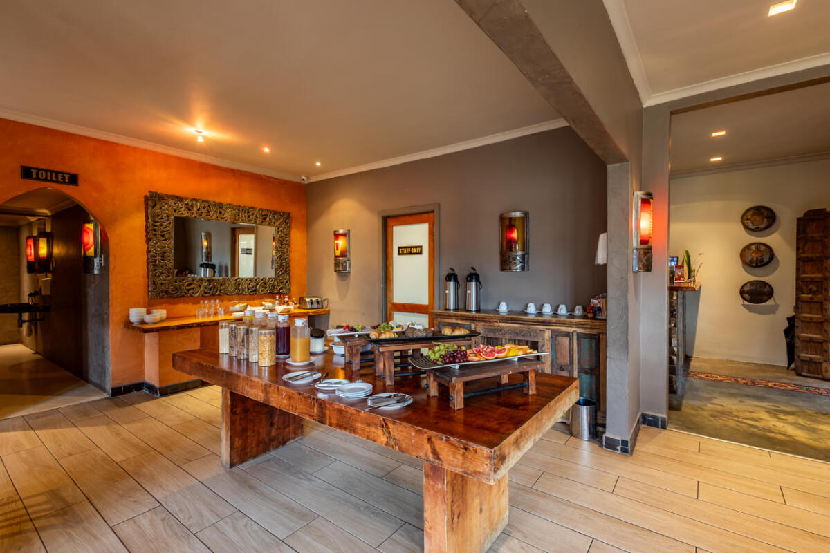 Cedarberg Travel | Singa Town Lodge