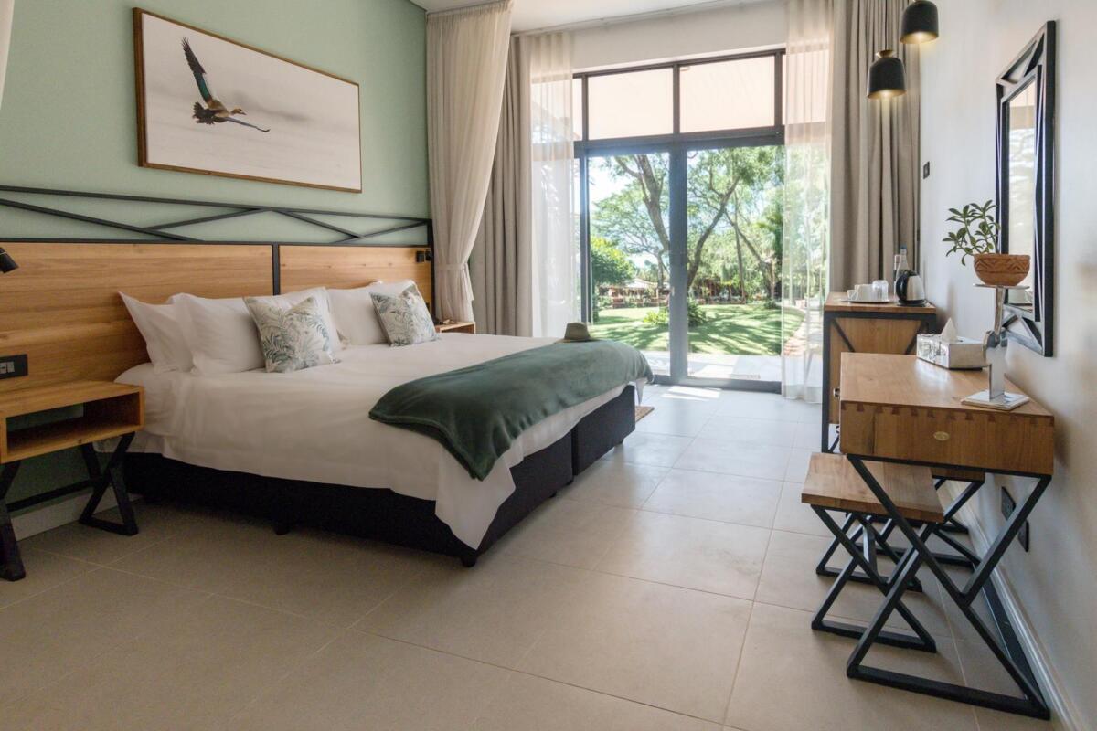 Cedarberg Travel | Waterfalls Lodge