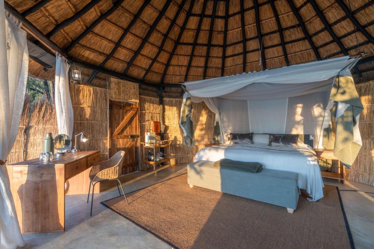 Cedarberg Travel | Mchenja Bush Camp