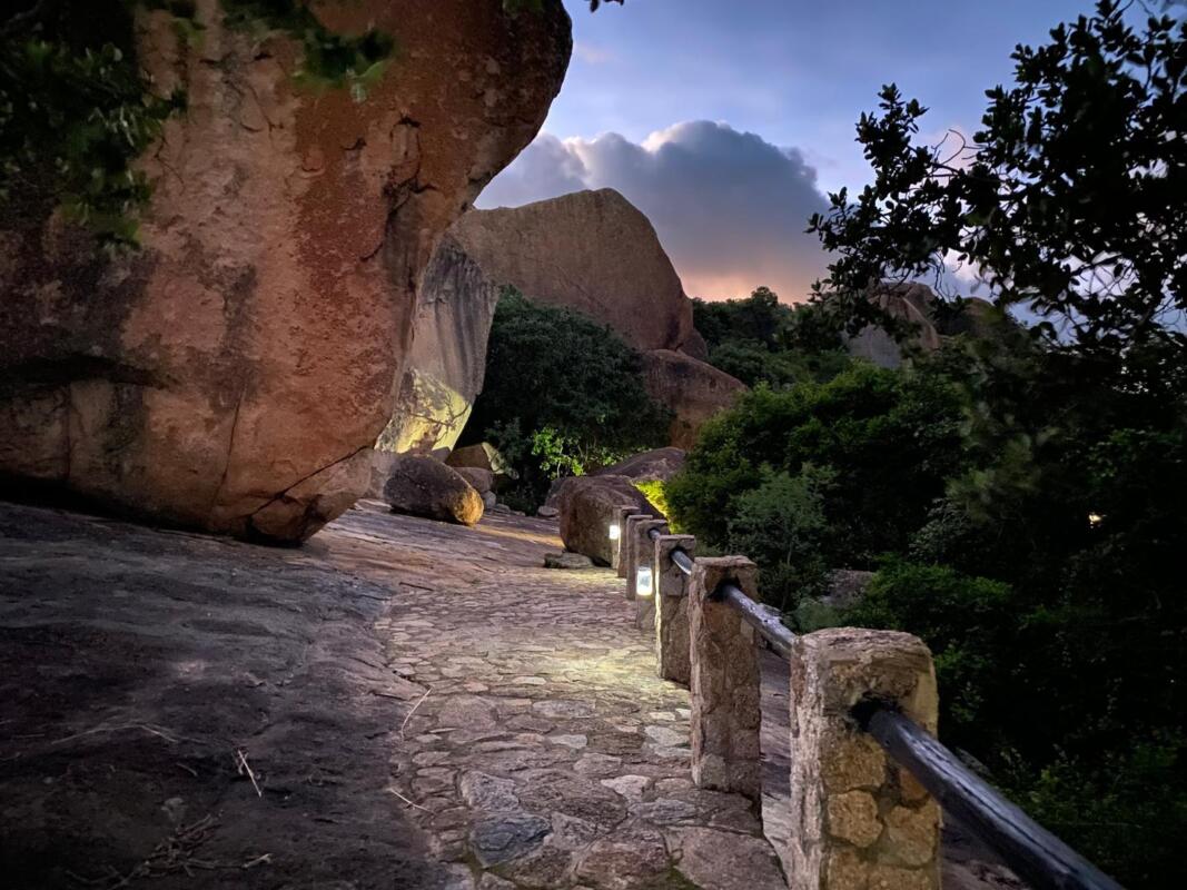 Cedarberg Travel | Big Cave Camp