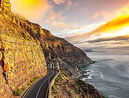 Cape Town Holidays - scenic Chapmans peak drive towards Cape Point