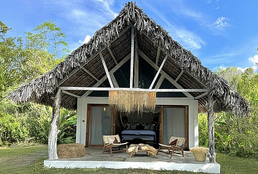 Beachfront King Bungalow